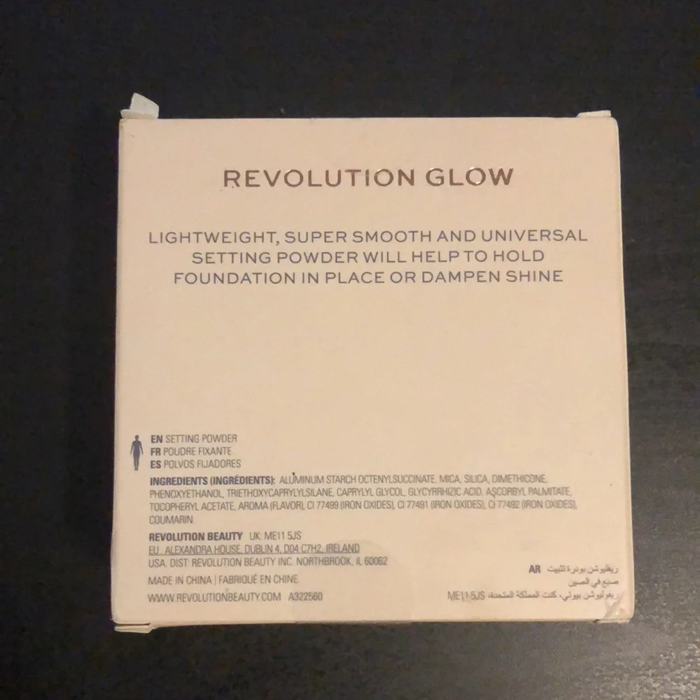 Makeup Revolution Body Matte Body/Face Setting Powder - Universal